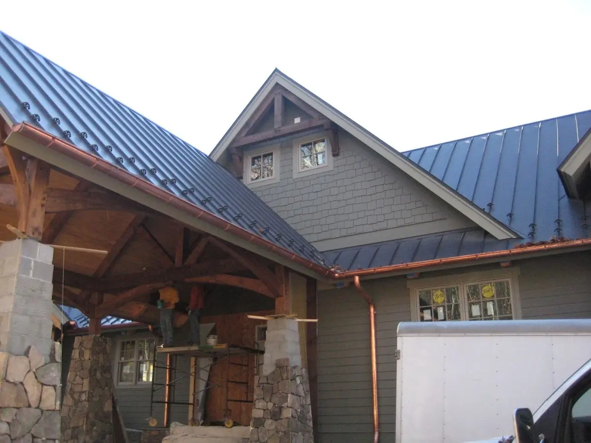 Craftsman Roofing team delivering quality roofing work in Mantua Hills